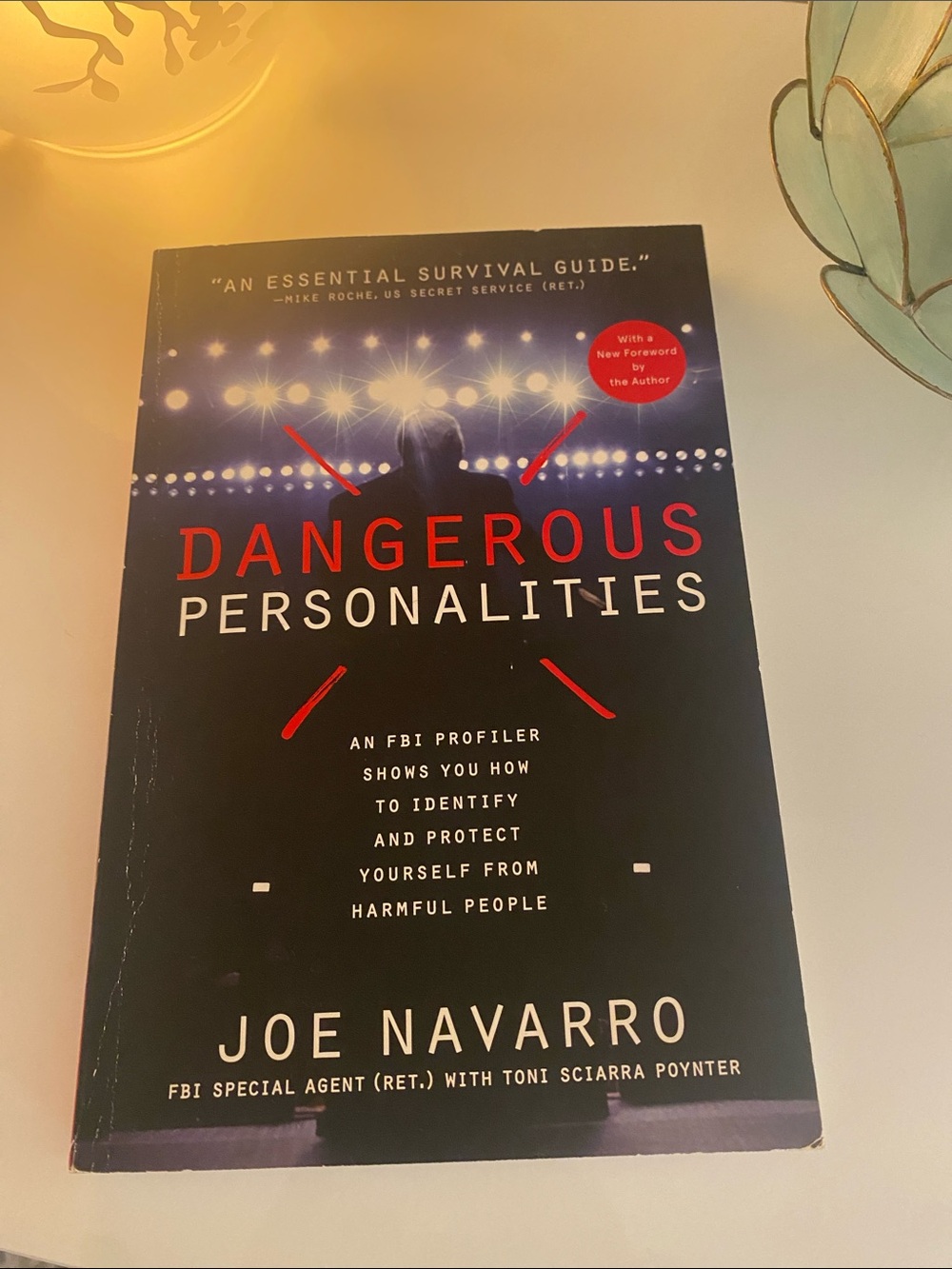 Dangerous Personalities by Joe Navarro - Black & Red Paperback